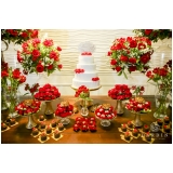 buffet para casamento com decoração